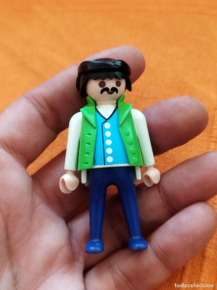 Playmobil: Figura Playmobil. mec&aacute;nico de gr&uacute;a o servicio de asistencia en carretera de los a&ntilde;os 80.