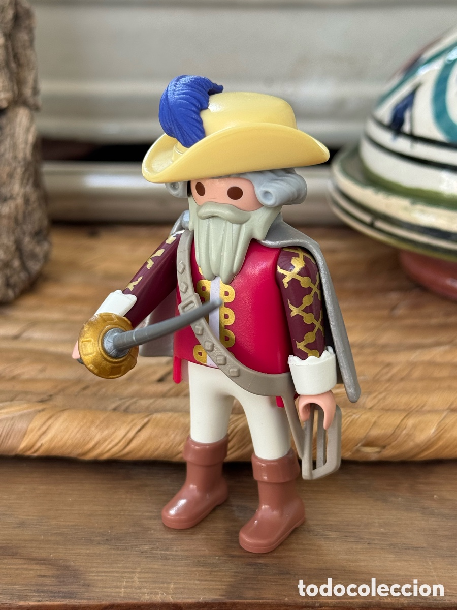 Playmobil: Playmobil Mosquetero / Capit&aacute;n con espada, capa y sombrero con pluma