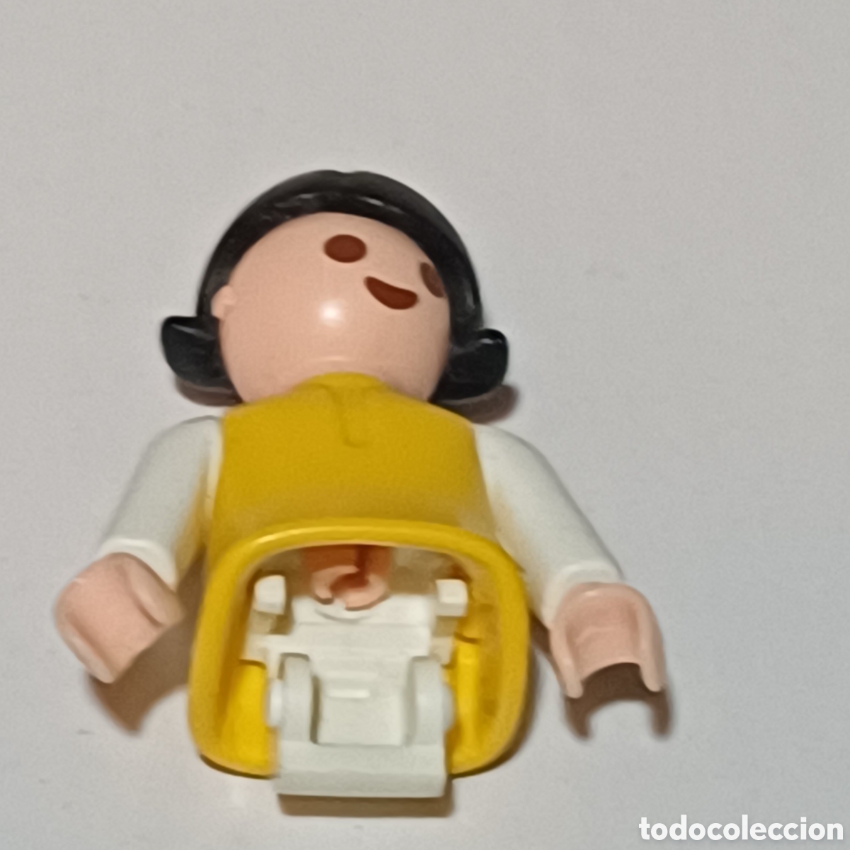 Playmobil: Pieza playmobil figura ni&ntilde;a torso amarillo con brazos blancos