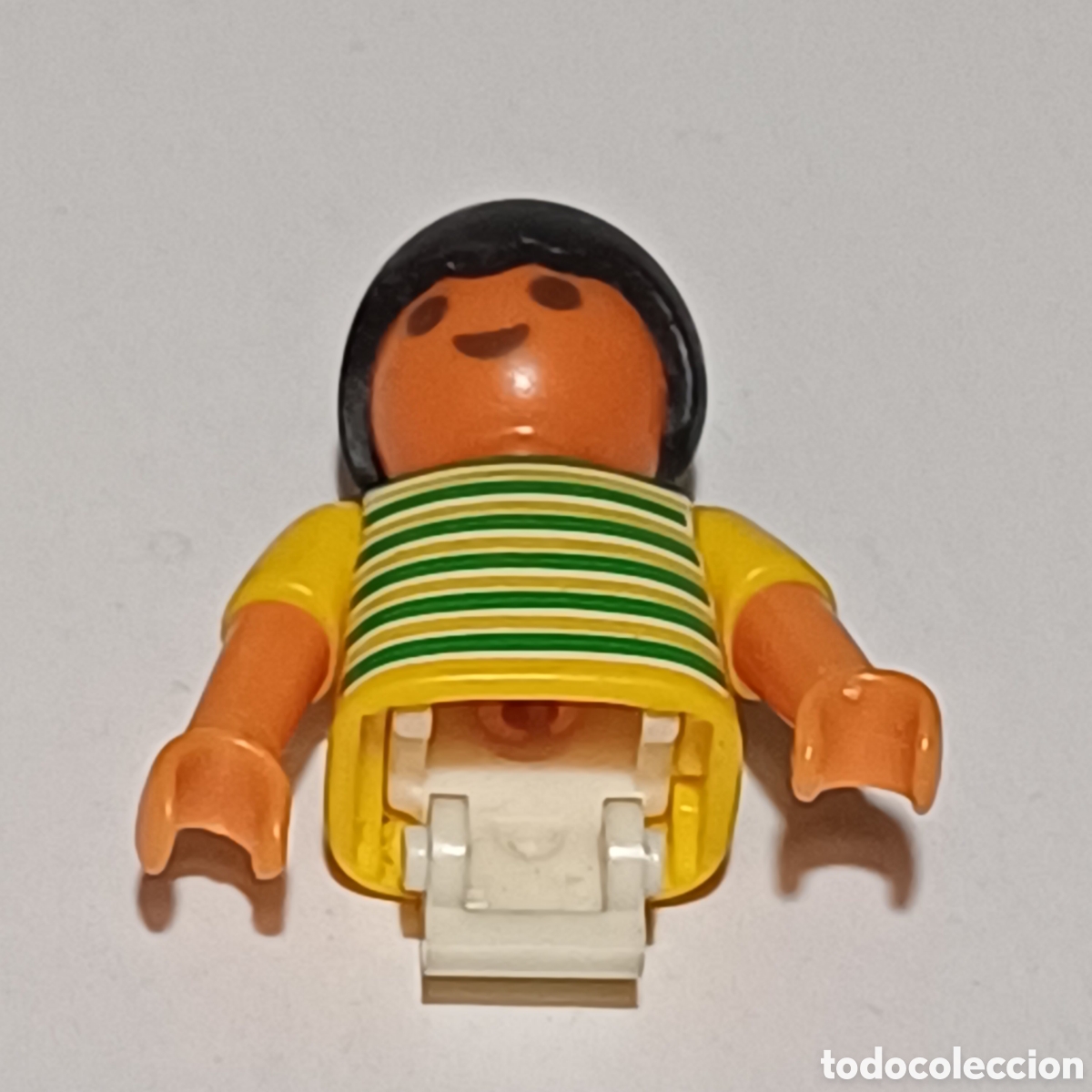 Playmobil: Pieza playmobil figura ni&ntilde;o torso amarillo rayas moreno con brazos blancos