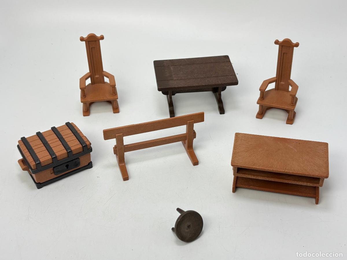 Playmobil: Playmobil lote ba&uacute;l silla mesa escritorio medieval