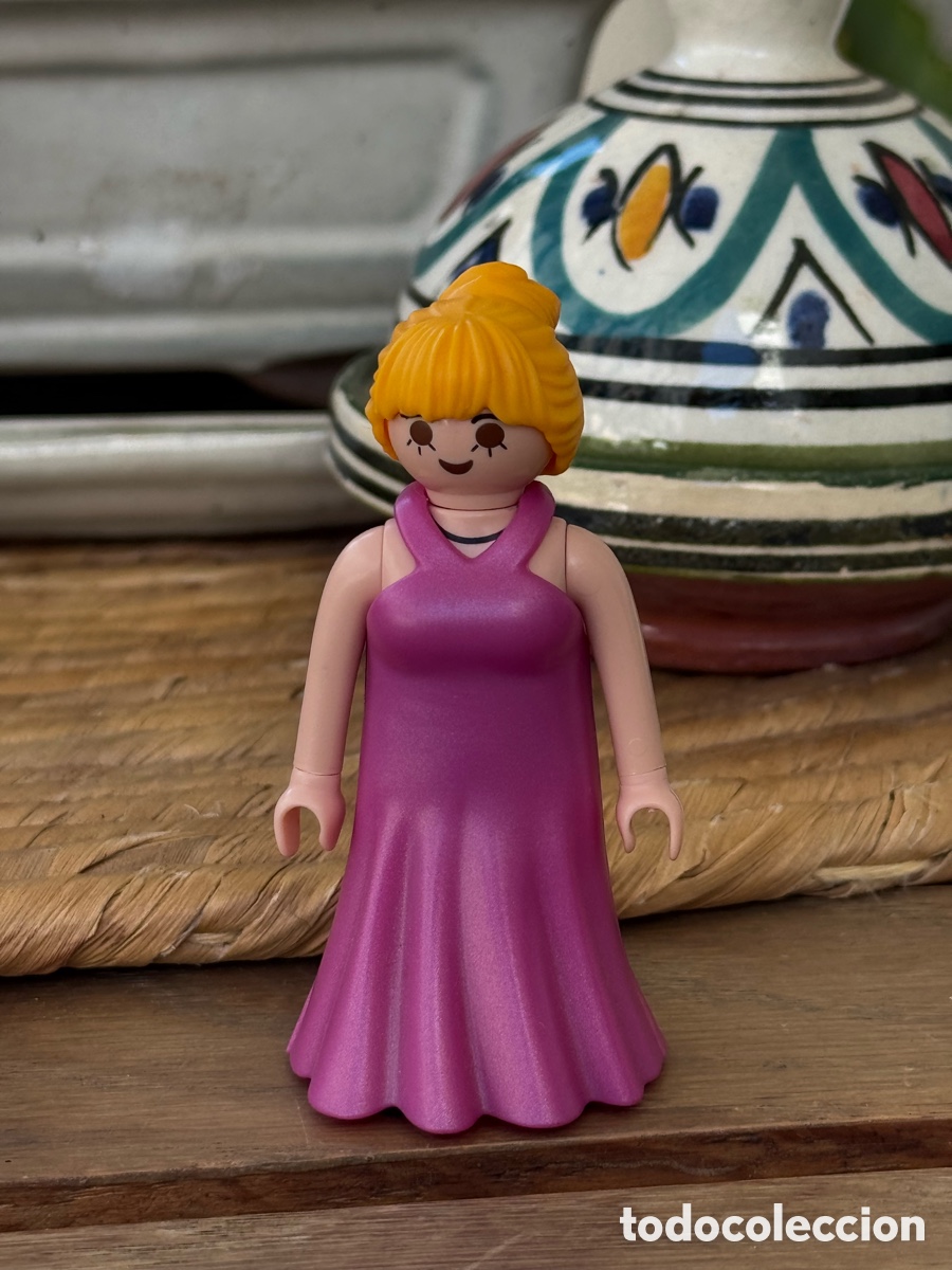 Playmobil: Figura mujer Playmobil vestido largo y pelo rubio