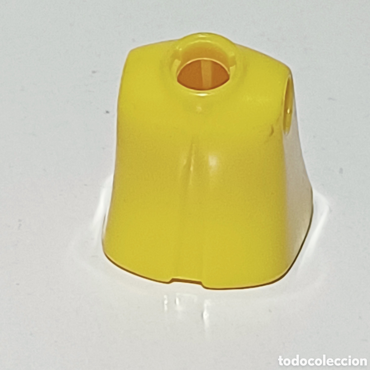 Playmobil: Pieza playmobil torso amarillo mujer primera epoca