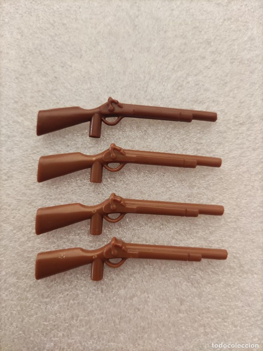 Playmobil: 4 escopetas marr&oacute;n rifle armas oeste Playmobil