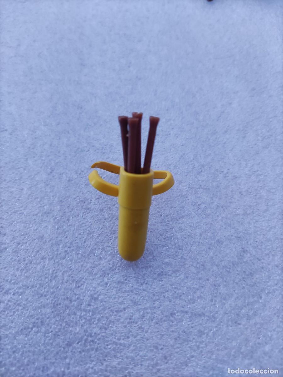 Playmobil: Porta flechas amarillo con 4 flechas armas Playmobil