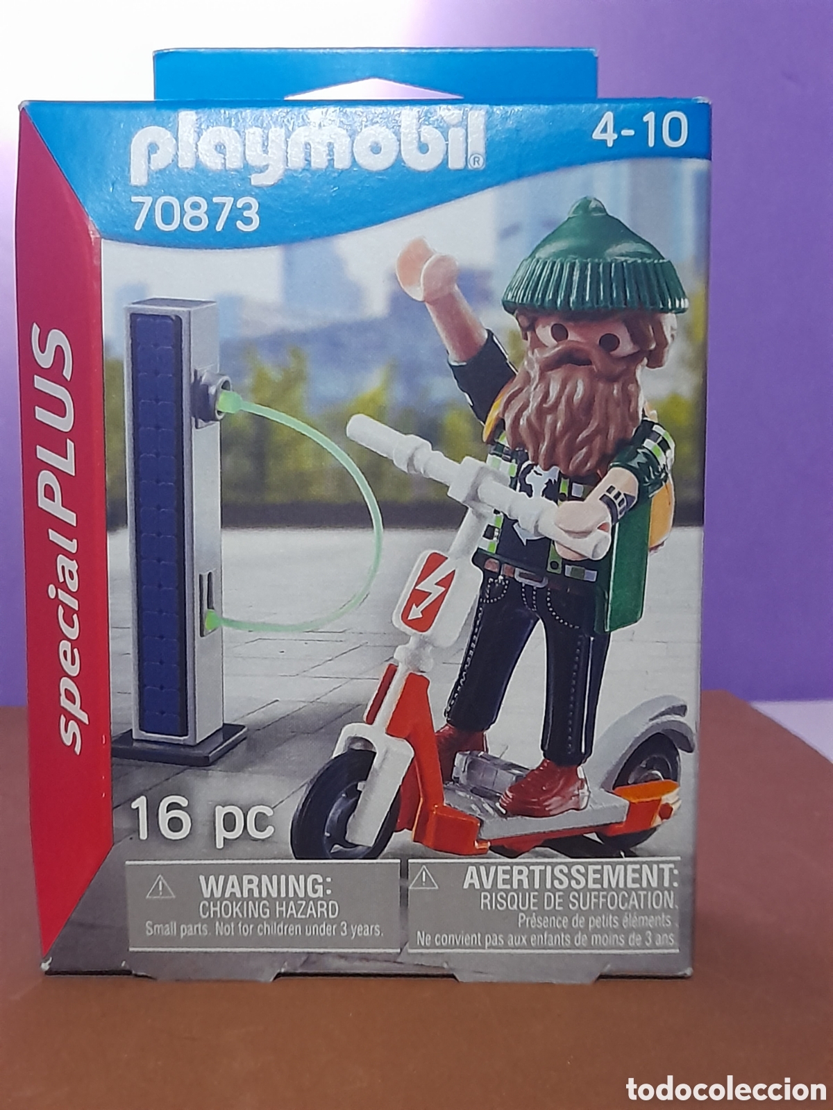 Playmobil: Playmobil special plus, hombre de ciudad con patinete el&eacute;ctrico