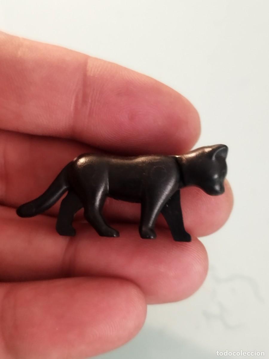 Playmobil: Figura Playmobil. Gato de color negro.