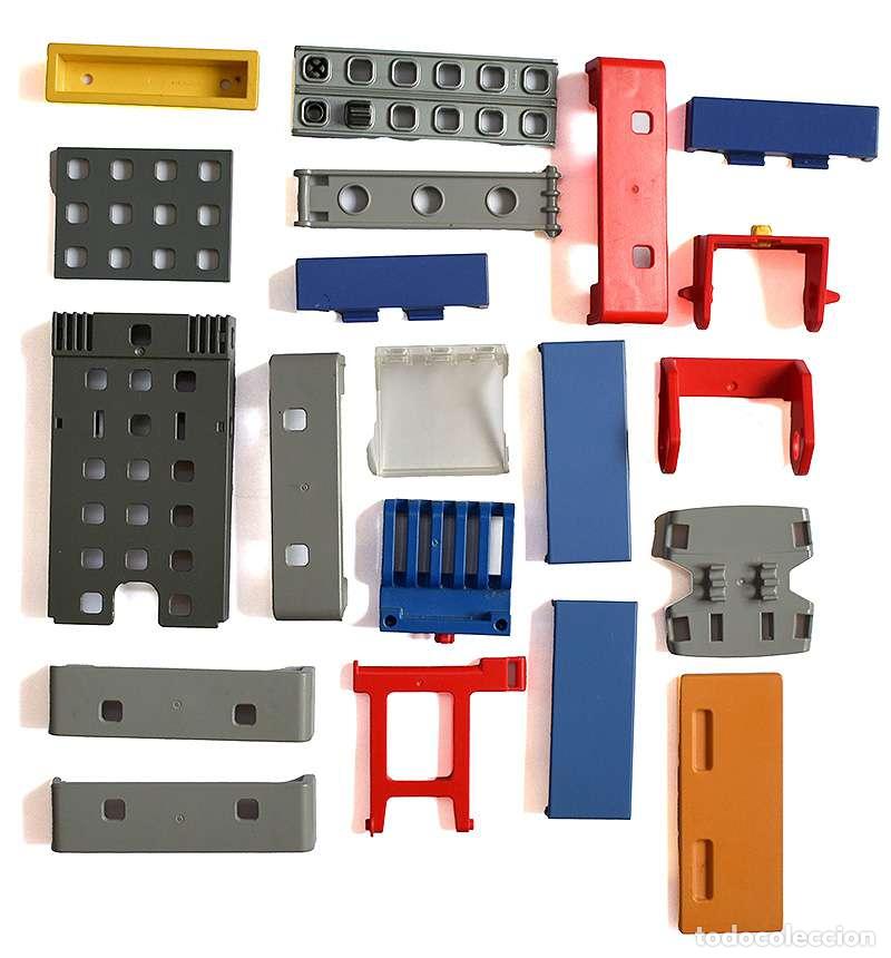 Playmobil: Playmobil. Lote de 20 piezas de construcci&oacute;n