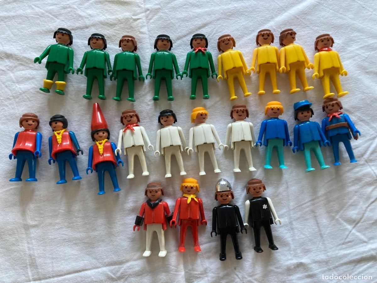 Playmobil: FAMOBIL / 23 FIGURAS DE DISTINTOS COLORES - VER FOTOS - / A&Ntilde;OS 70 - 80