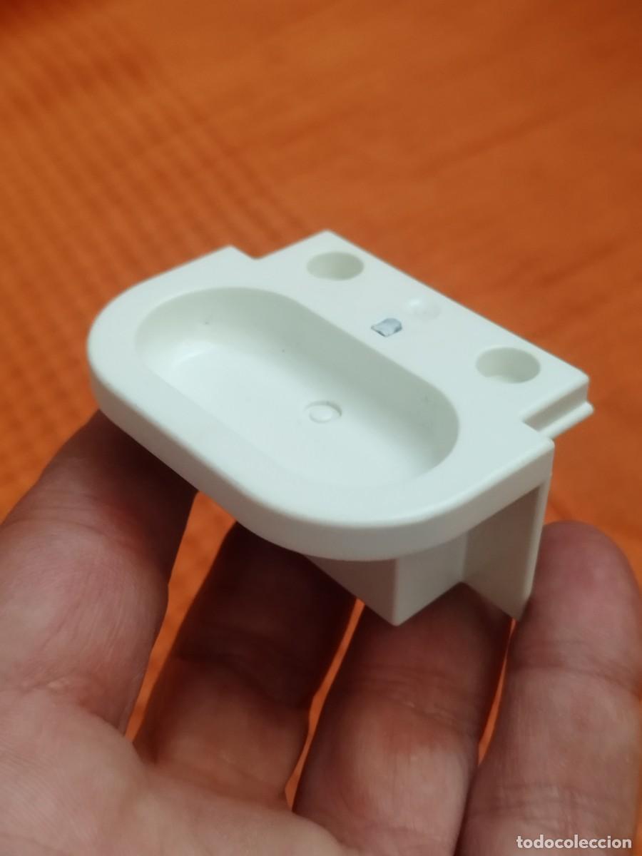 Playmobil: Figura Playmobil. Lavabo para ba&ntilde;o.