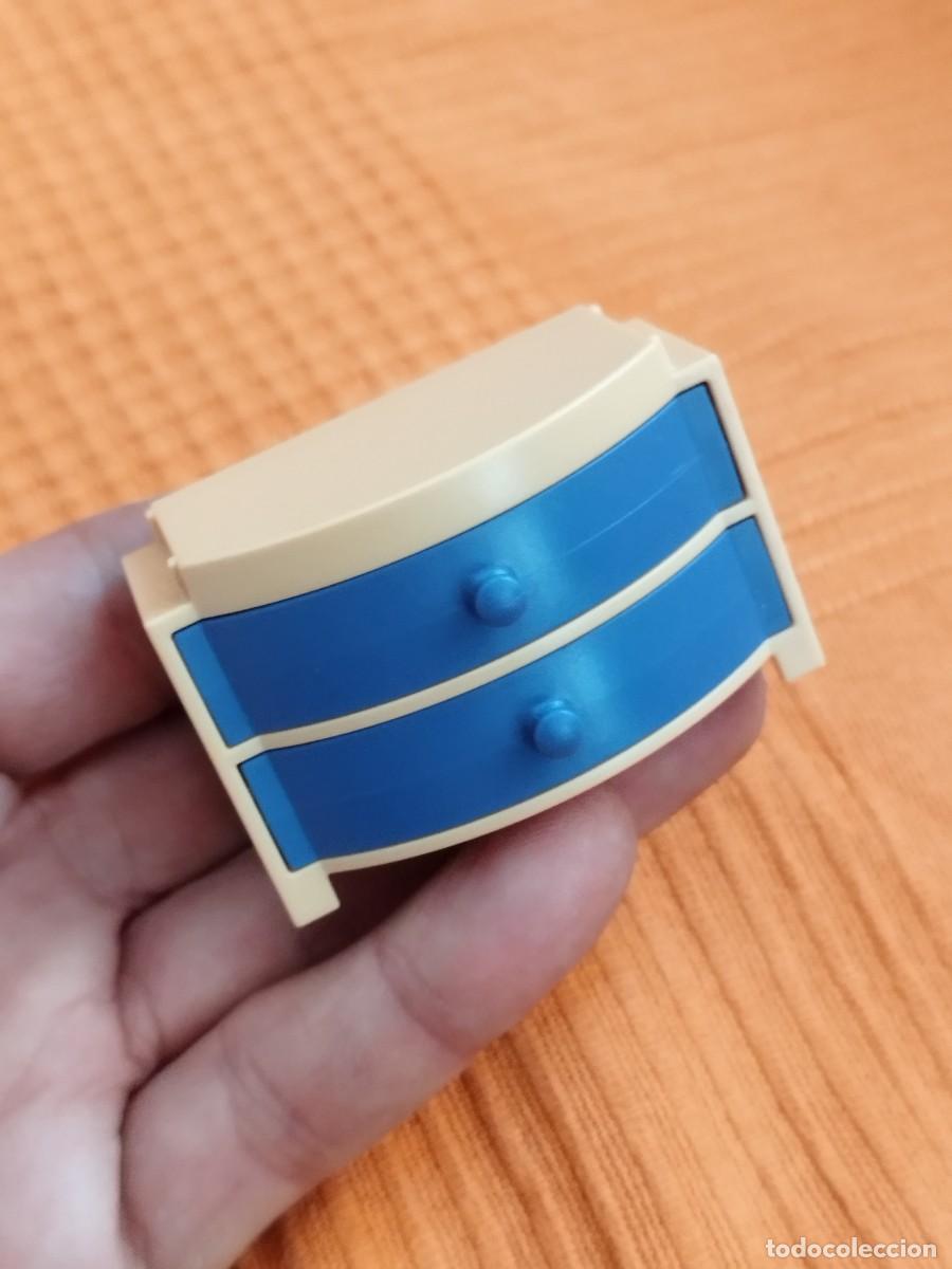 Playmobil: Figura Playmobil. Mueble cajonera. Casa moderna familiar.