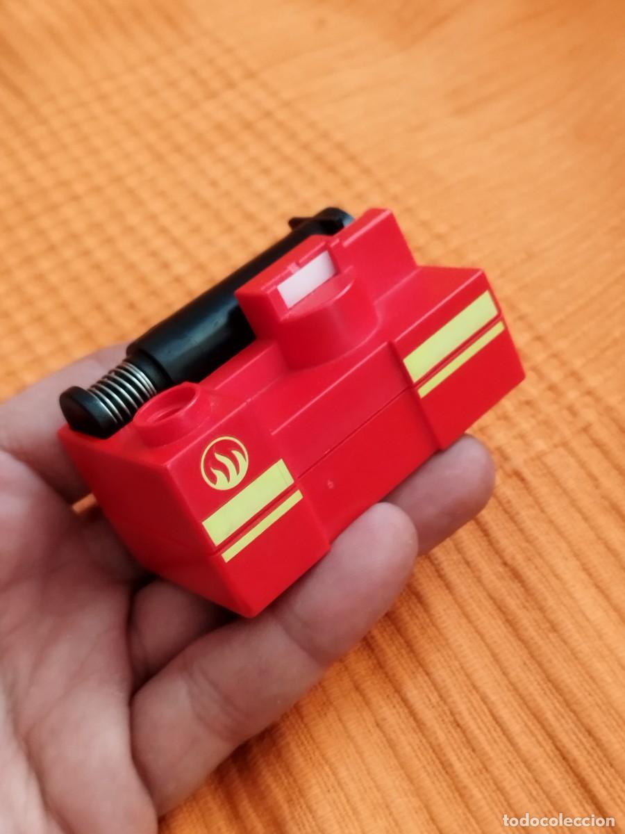 Playmobil: Figura Playmobil. Bomba de agua, bomberos. Falta tapon.