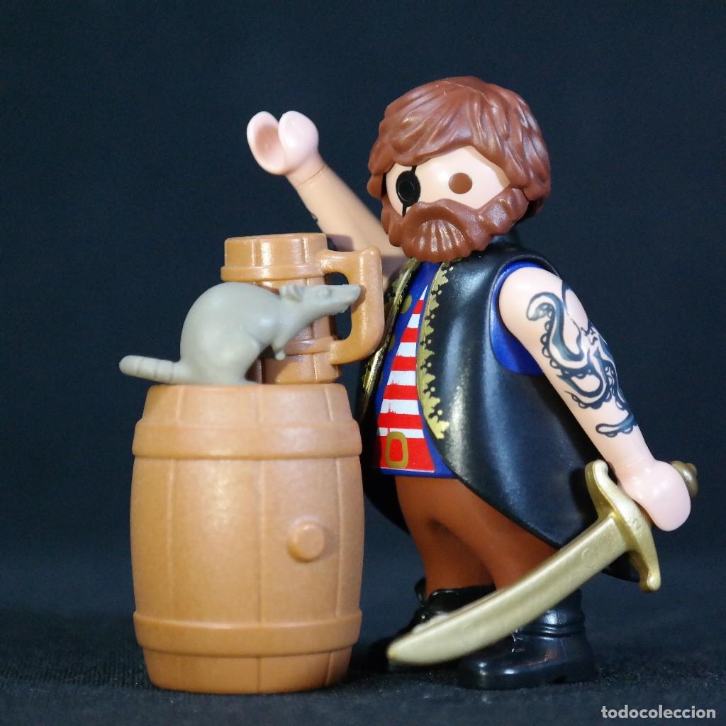 Playmobil: Playmobil pirata con barril y rata ☼
