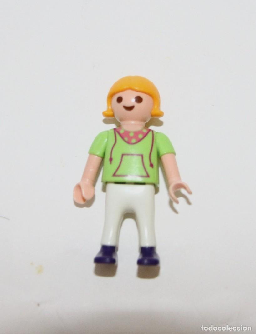 Playmobil: PLAYMOBIL MEDIEVAL FIGURA NI&Ntilde;O CASA CITY