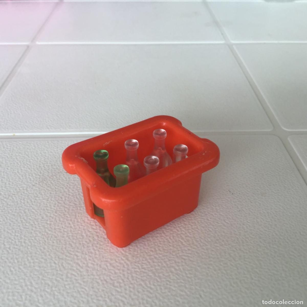 Playmobil: Playmobil Lote caja con seis botellas alimentaci&oacute;n, casa, medieval.