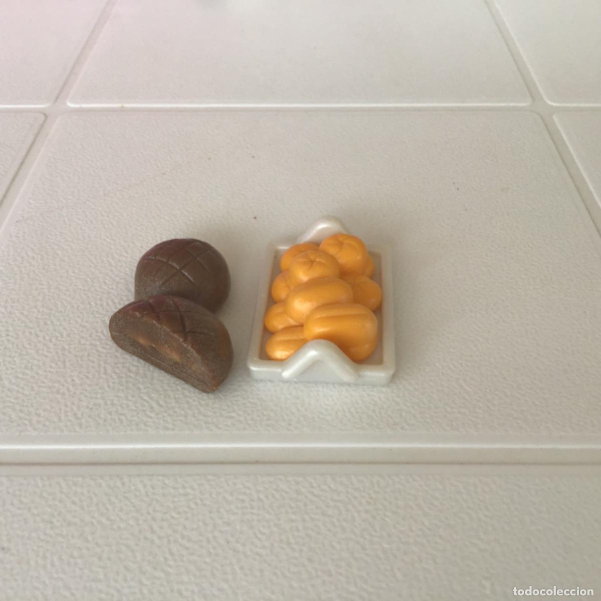 Playmobil: Playmobil Lote bandeja blanca y dos panes.