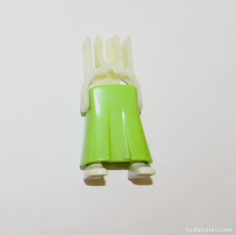 Playmobil: PLAYMOBIL MEDIEVAL PIERNAS ESQUELETO FIGURA falda CORTESANA REINA