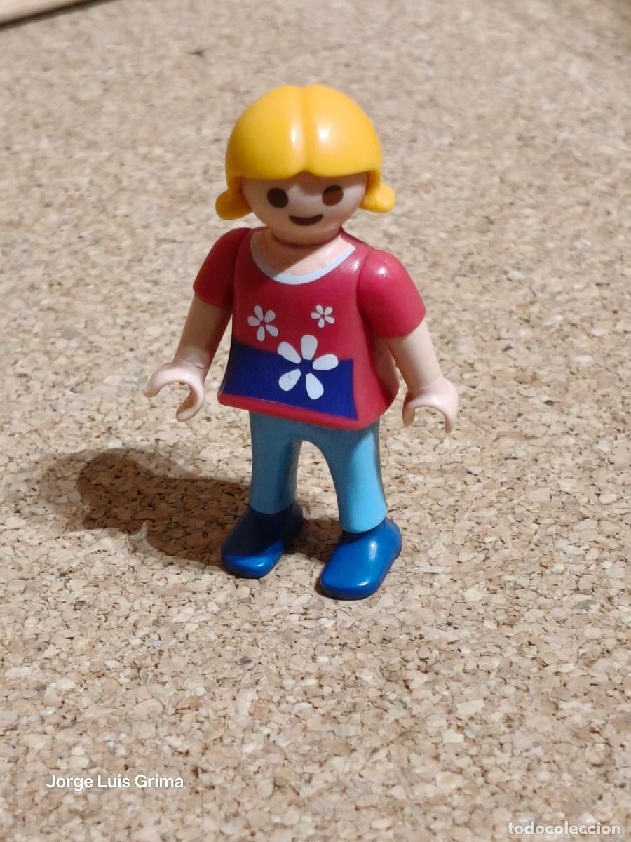 Playmobil: PLAYMOBIL FIGURA NI&Ntilde;A REF 30112030 SETS 4921 5941
