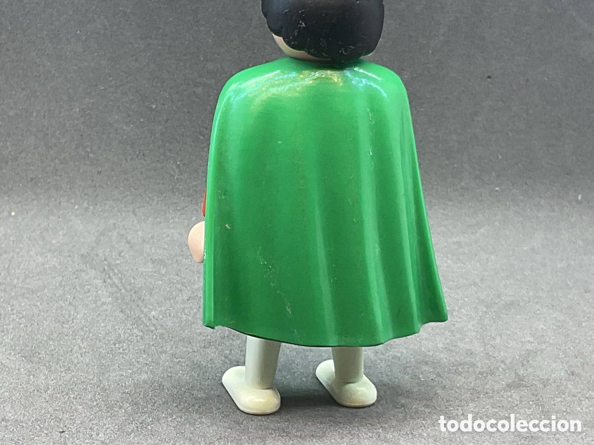 Playmobil: ACCESORIO PLAYMOBIL. CAPA LARGA COLOR VERDE.