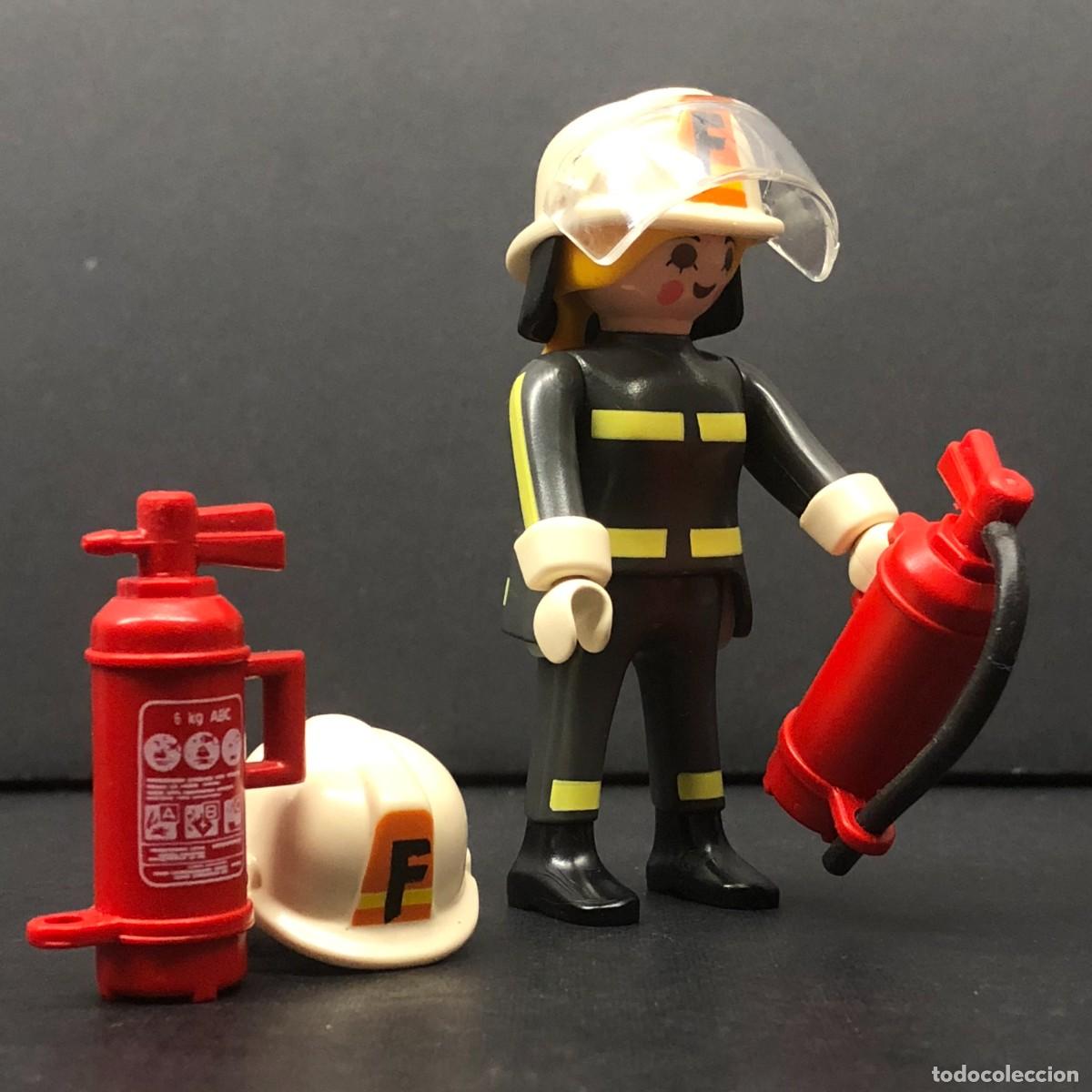 Playmobil: FIGURA DE ACCION - CLICK DE BOMBERA - PLAYMOBIL - GEOBRA - 1997 - EXTINTOR Y CASCO- 8 X 3,5 CM / 222