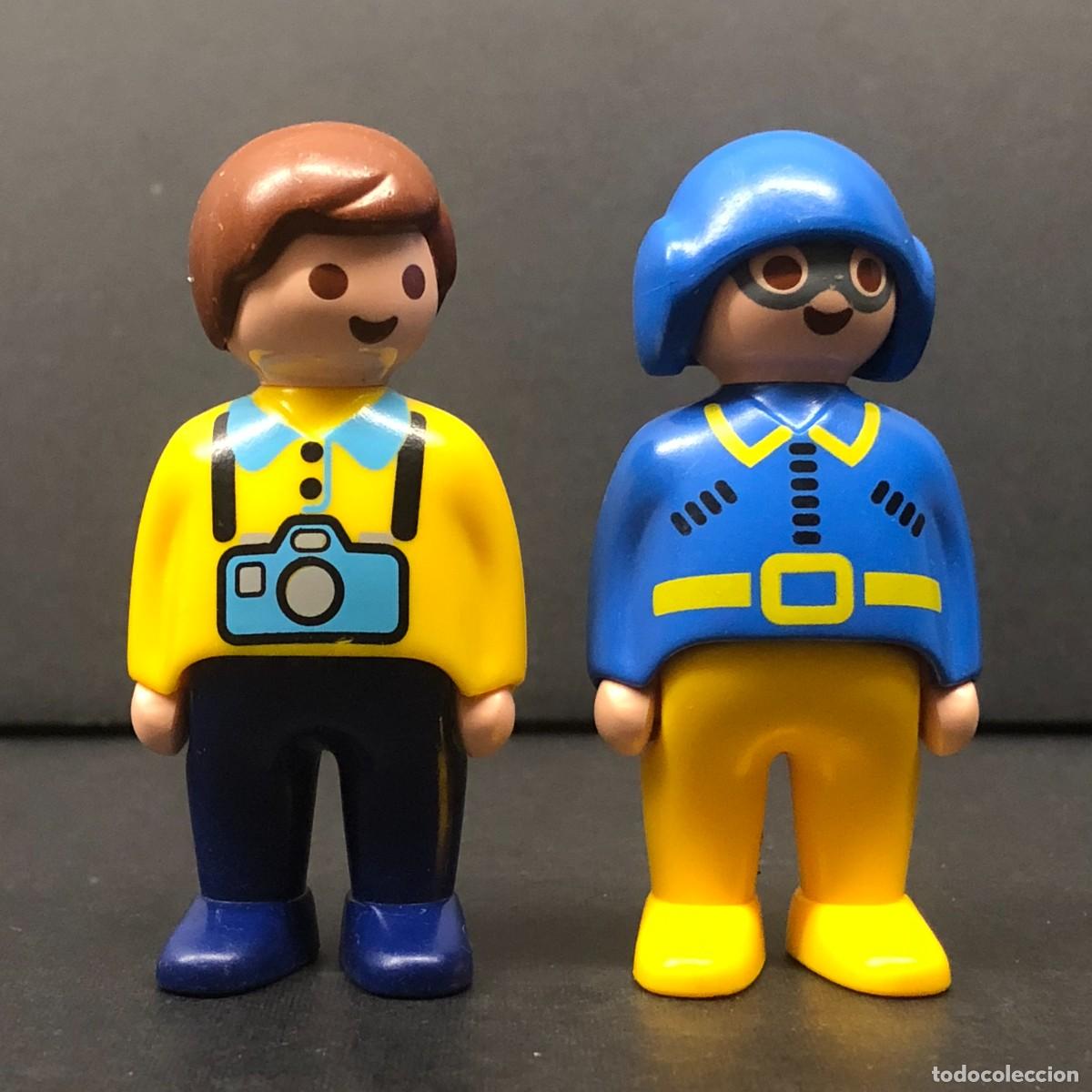 Playmobil: FIGURA DE PVC - LOTE 2 CLICKS - PLAYMOBIL - VINTAGE - GEOBRA - TURISTA Y PILOTO - 7 X 3 CM / 228