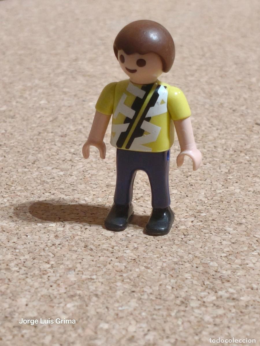 Playmobil: PLAYMOBIL FIGURA NI&Ntilde;O REF 30103200 SETS 4780 70425