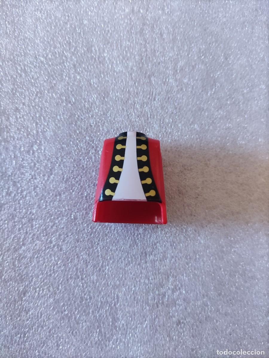 Playmobil: Torso hombre rojo botones dorados piratas Recambios Playmobil