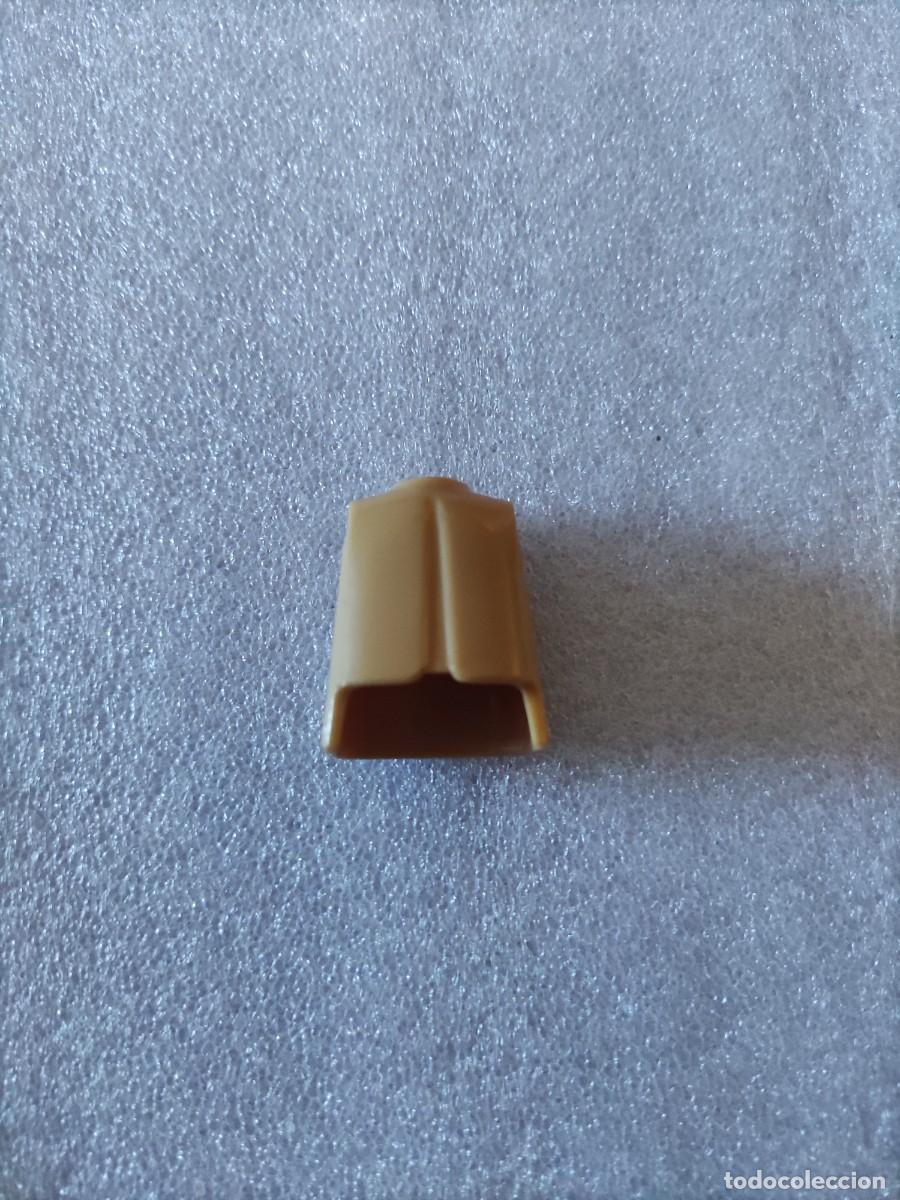 Playmobil: Torso hombre marr&oacute;n claro Recambios Playmobil