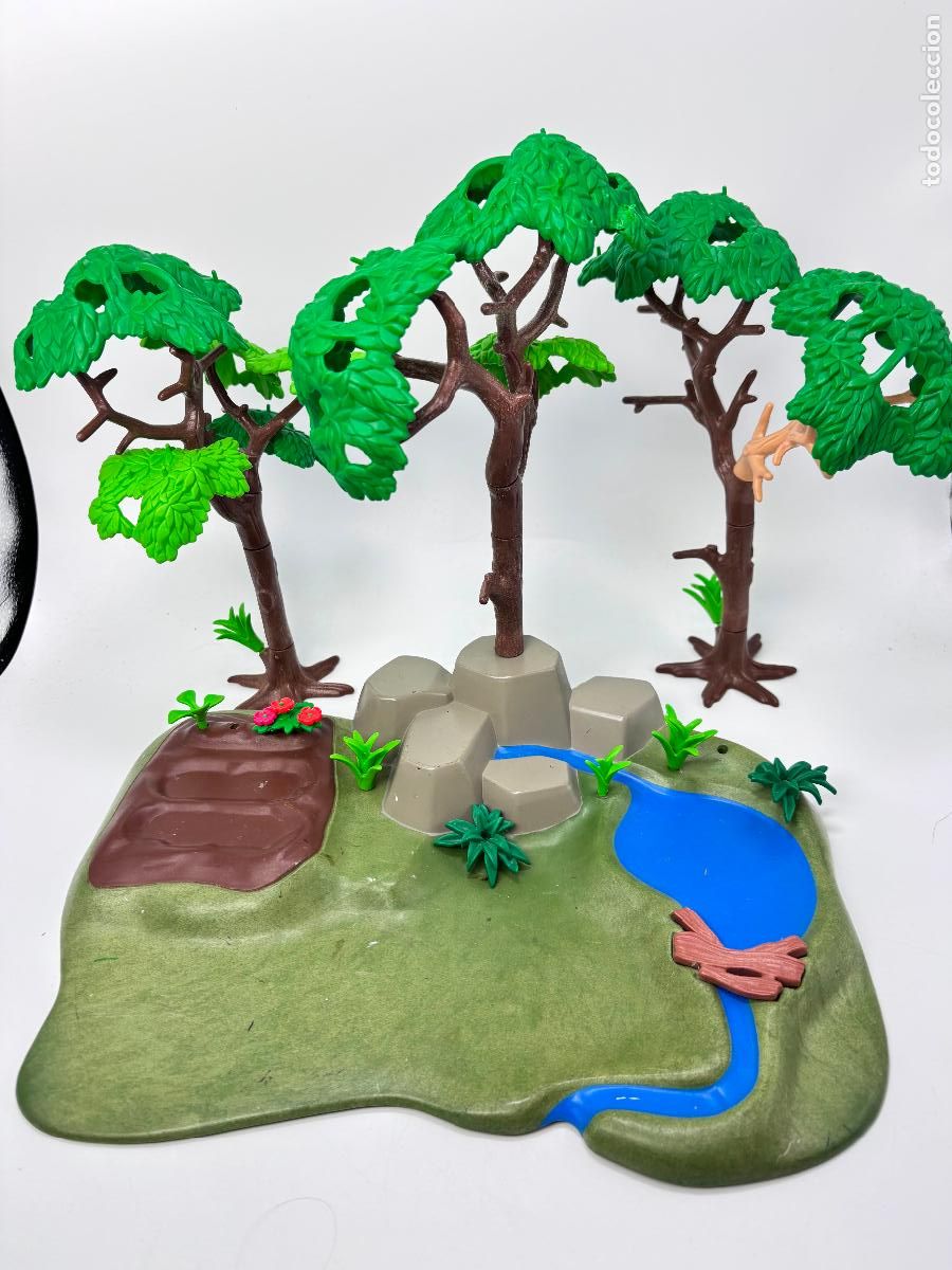 Playmobil: Playmobil base con huerto y &aacute;rboles