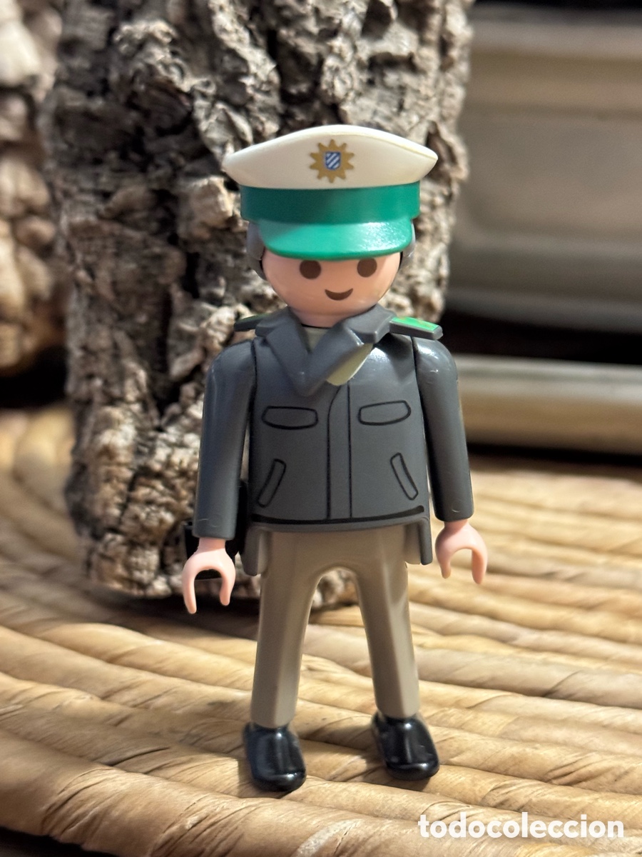 Playmobil: Playmobil Polic&iacute;a Vintage