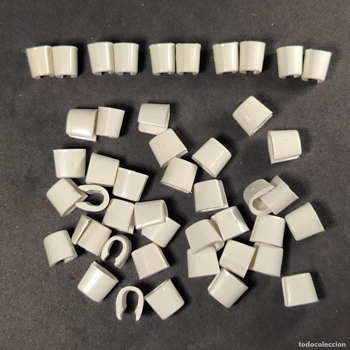 Playmobil: Playmobil pu&ntilde;os blancos altos ☼