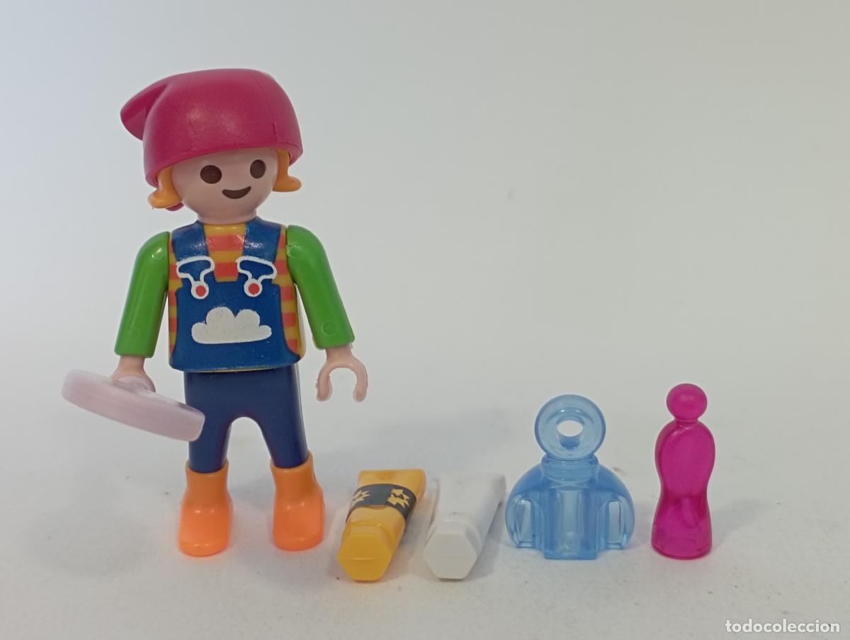 Playmobil: PLAYMOBIL FIGURA NI&Ntilde;A CON ACCESORIOS