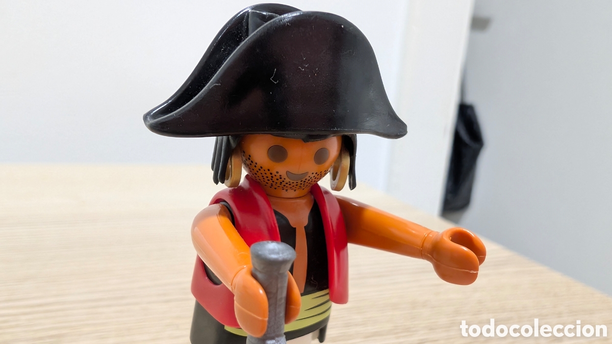 Playmobil: Playmobil pirata con pendientes - Foto 2