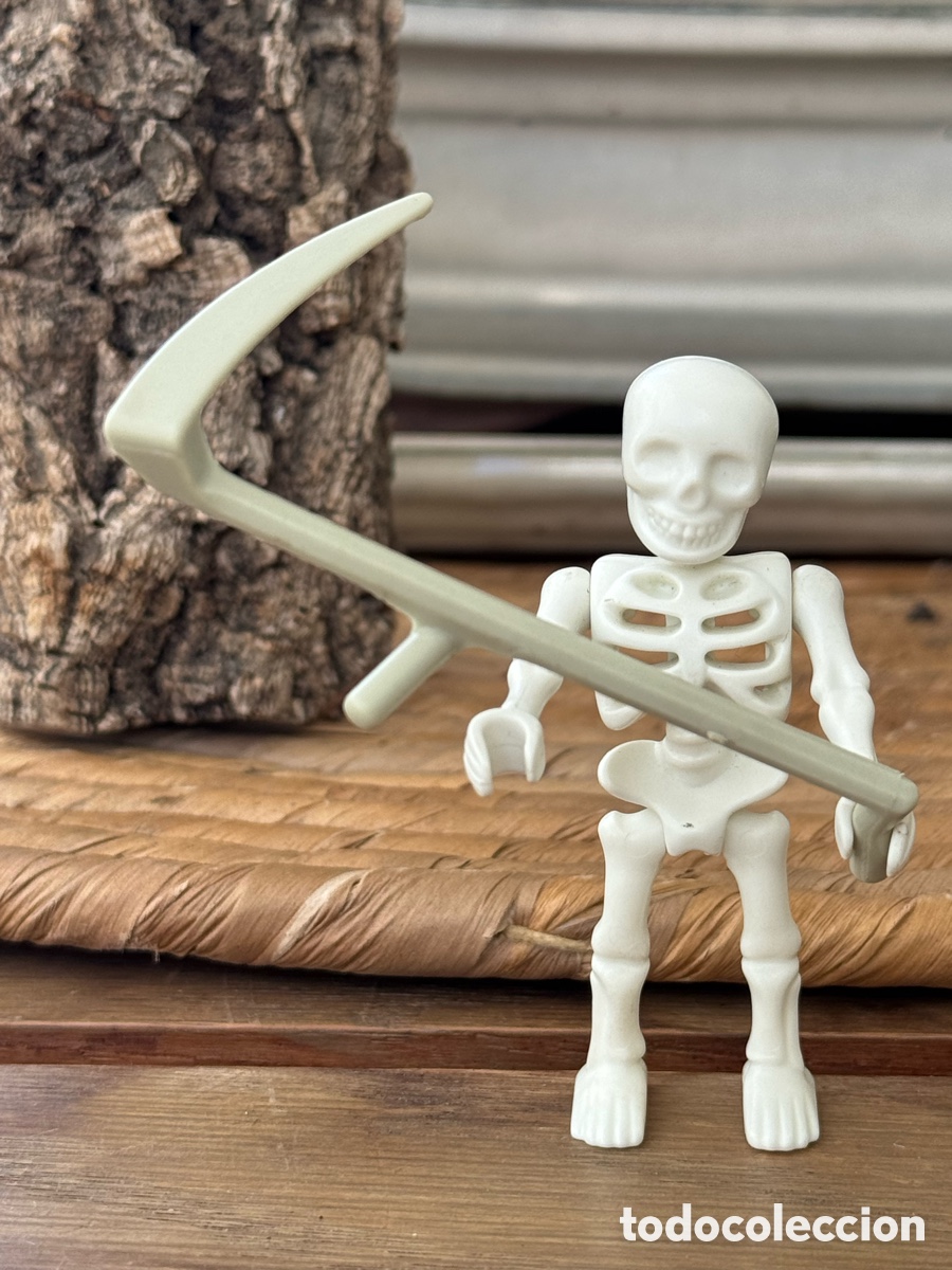 Playmobil: Playmobil Esqueleto con Guada&ntilde;a
