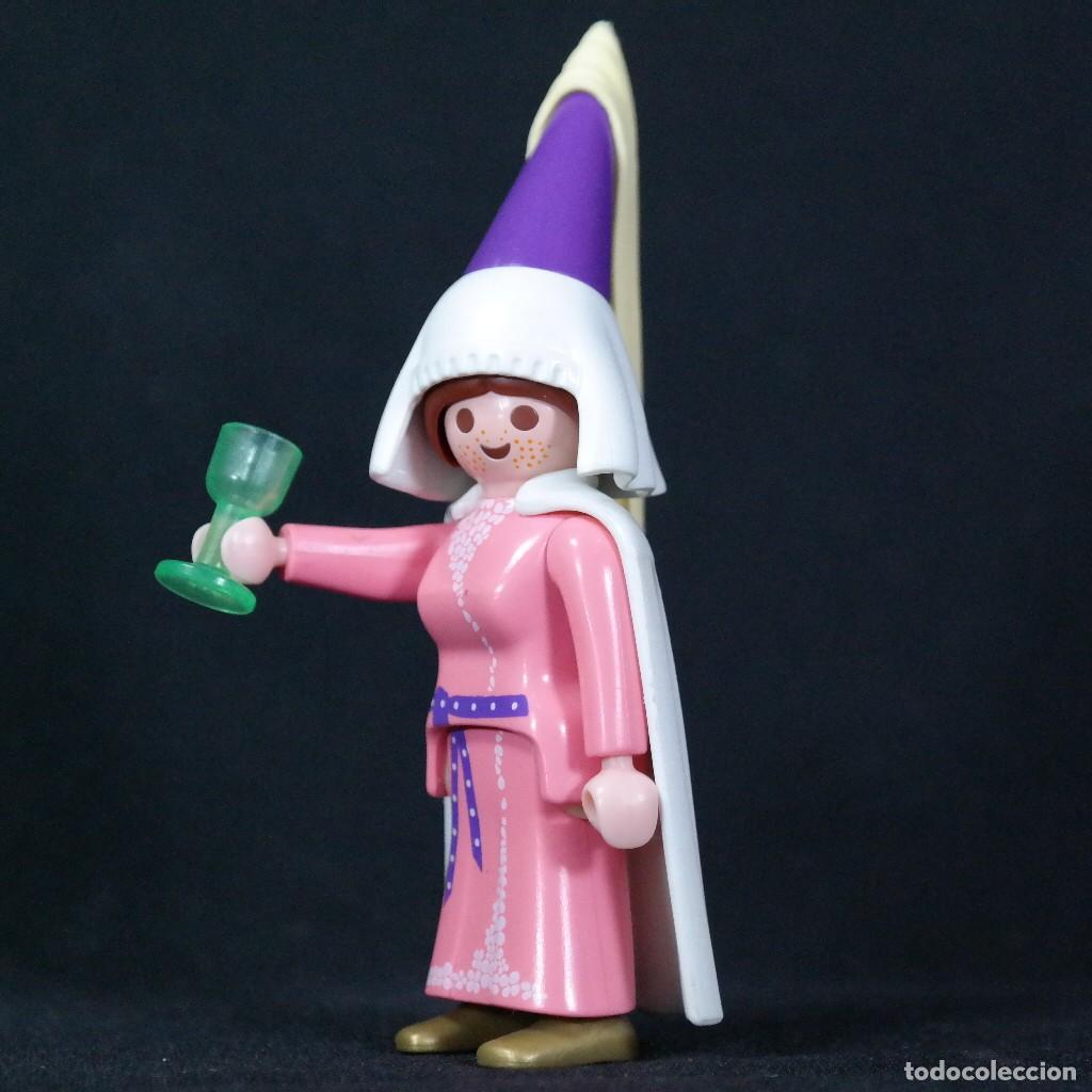 Playmobil: Playmobil mujer medieval con copa ☼