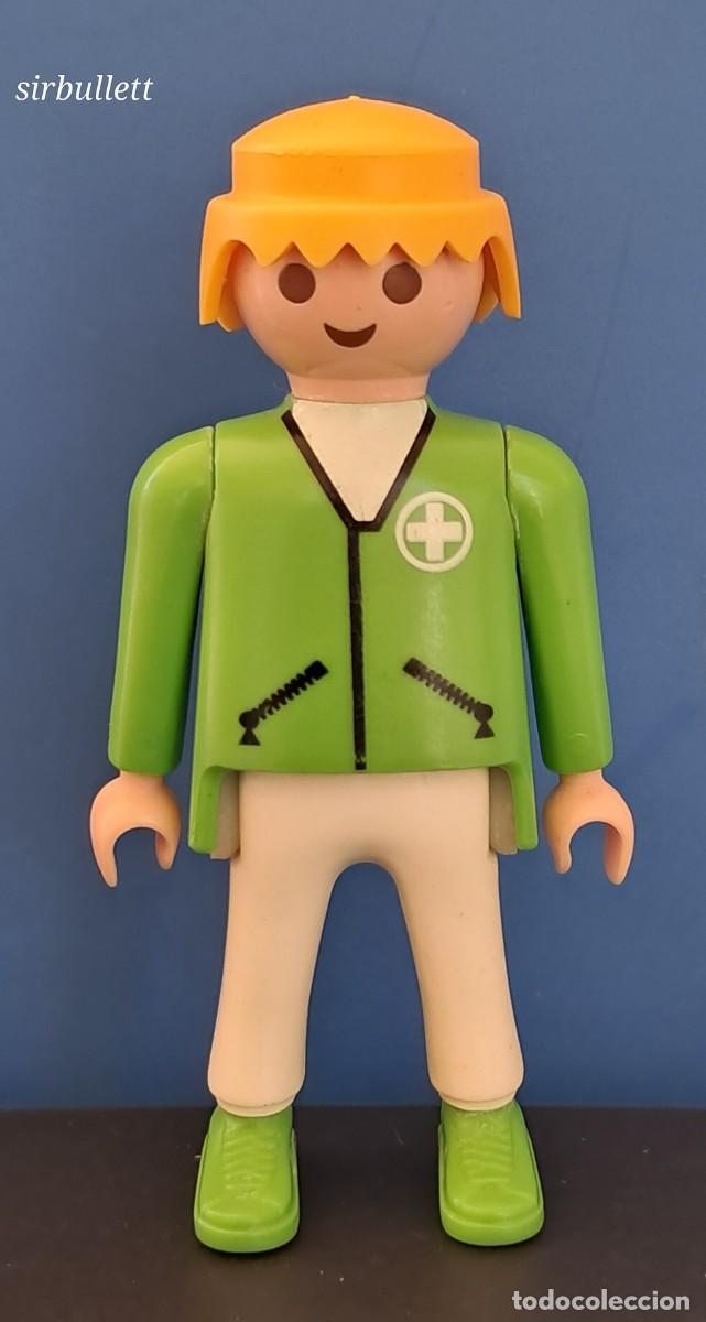 Playmobil: Figura sanitario M&eacute;dico Enfermero Veterinario. Playmobil 3845. Helic&oacute;ptero