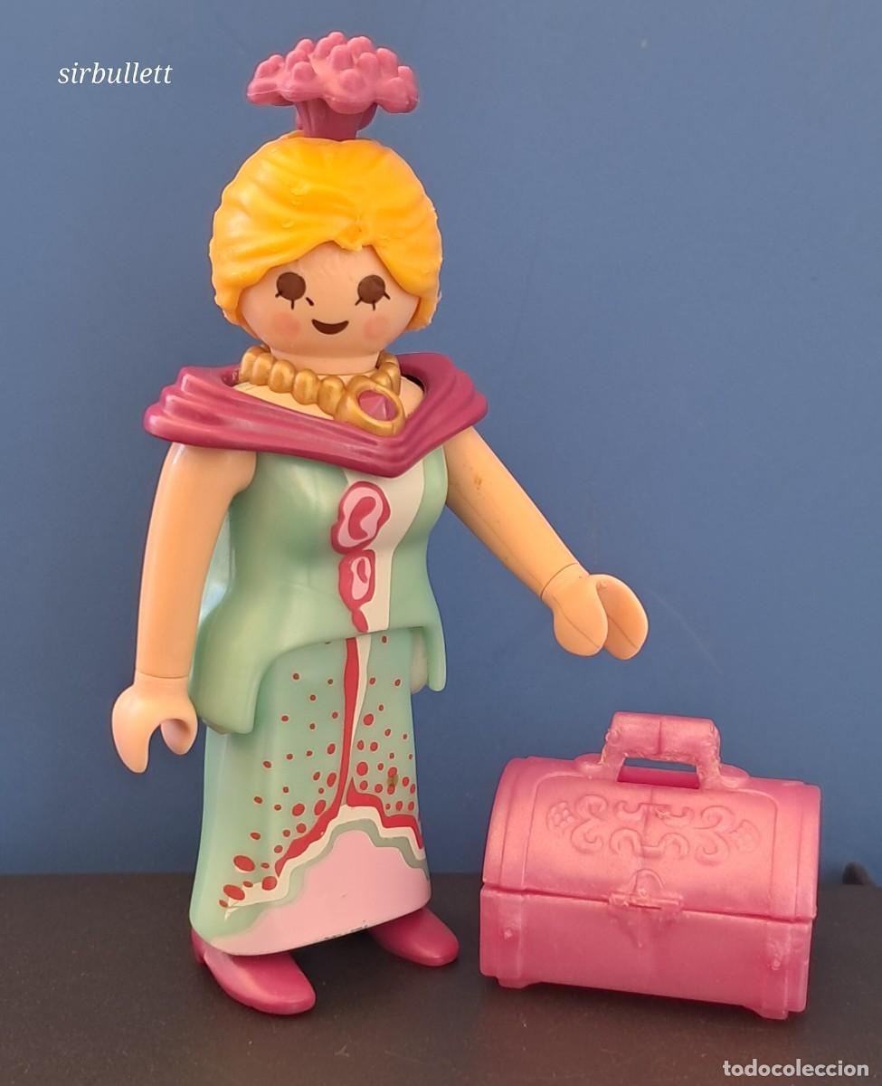Playmobil: Playmobil Figura Reina Princesa Oriental Vestido Verde Con Cofre Rosa Playmobil 5145