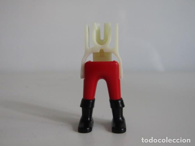 Playmobil: DIFICIL JUEGO DE PIERNAS ROJAS ESPECIAL PARA CABALLEROS MEDIEVALES CUSTOM PLAYMOBIL