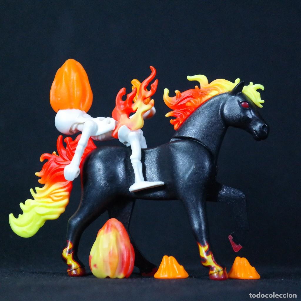 Playmobil: Playmobil caballo de fuego con esquleto ☼