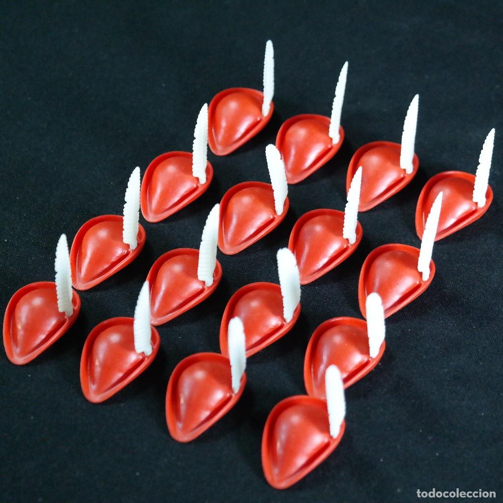 Playmobil: Playmobil 16 gorros medievales rojas con plumas ☼