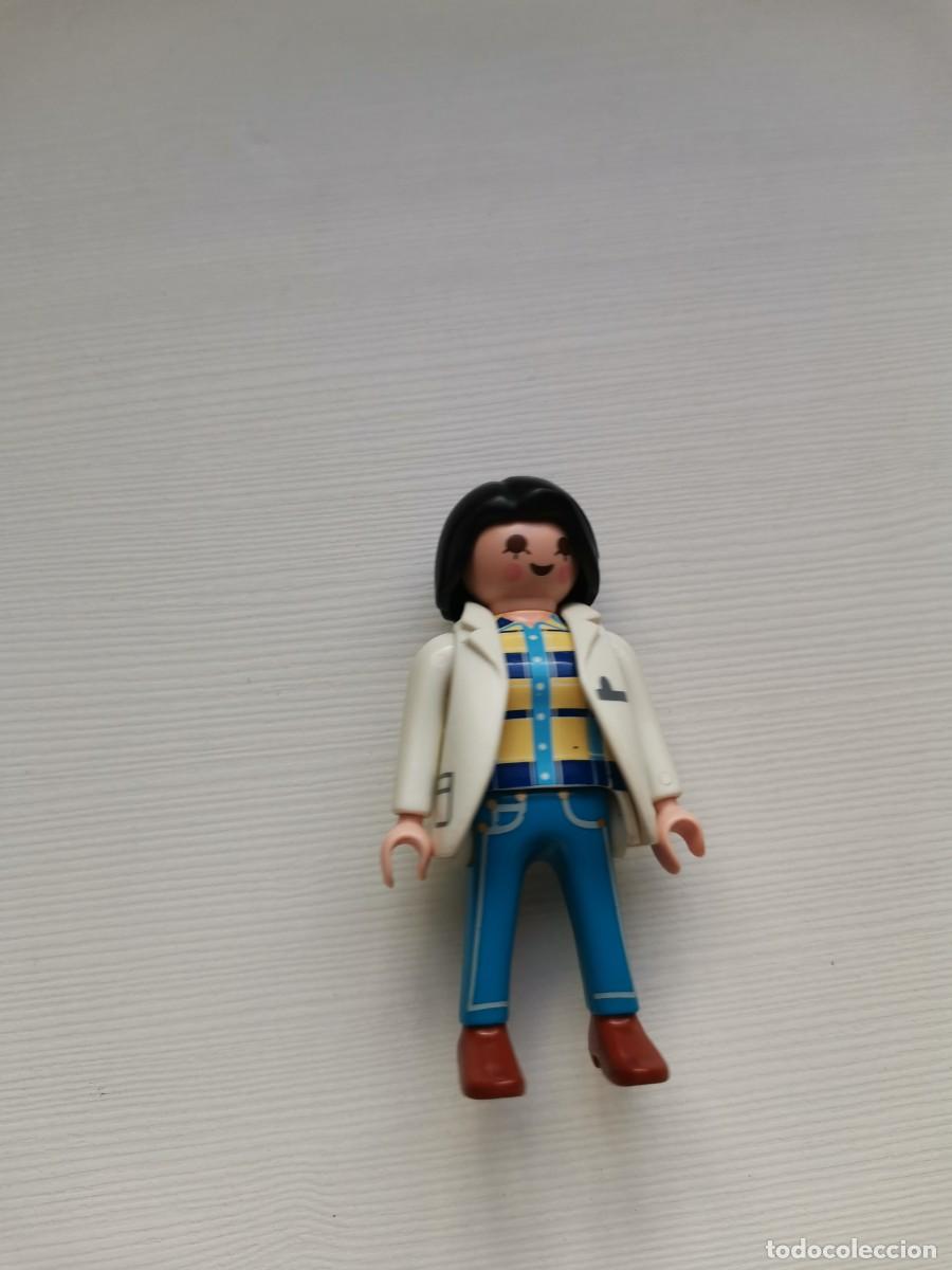 Playmobil: PLAYMOBIL MUJER VETERINARIA