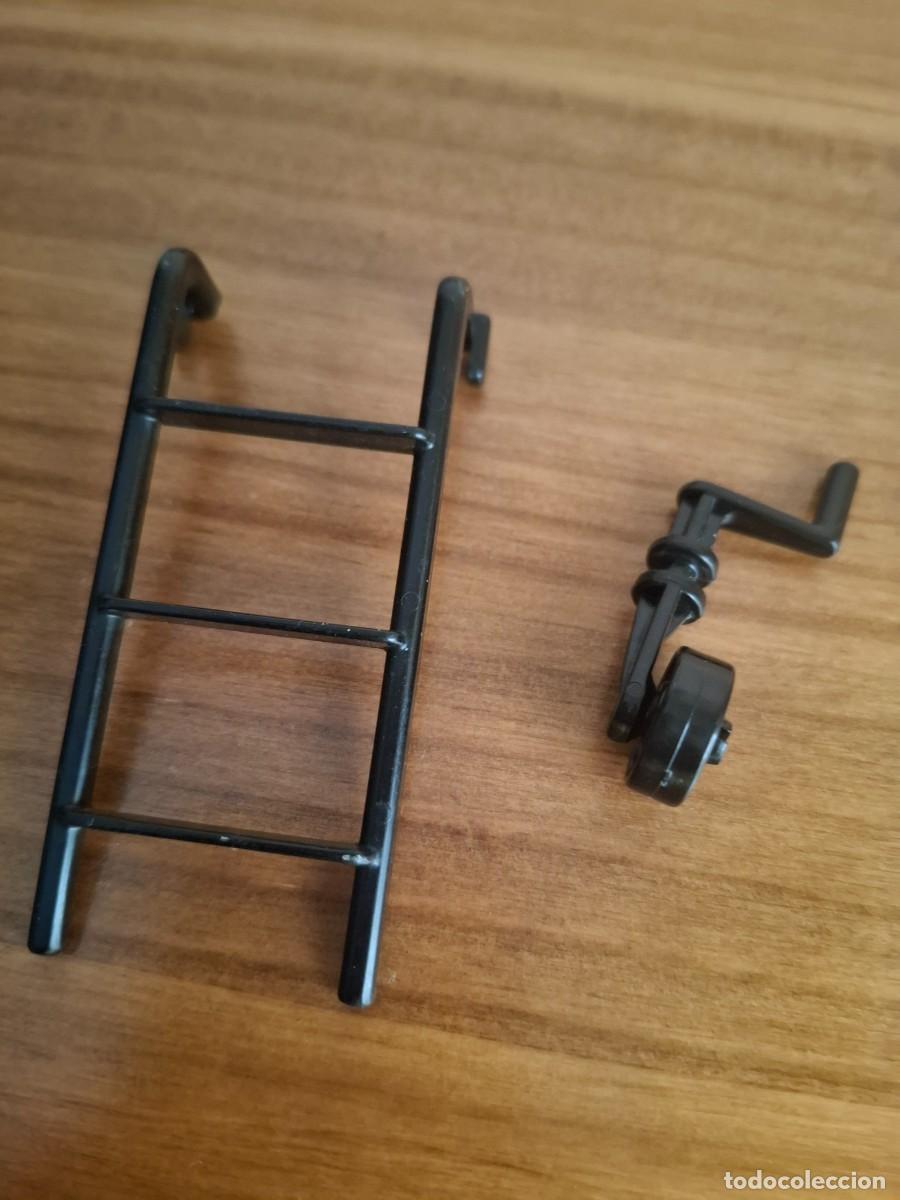 Playmobil: PLATMOBIL ESCALERA Y SOPORTE REMOLQUES A&Ntilde;OS 80