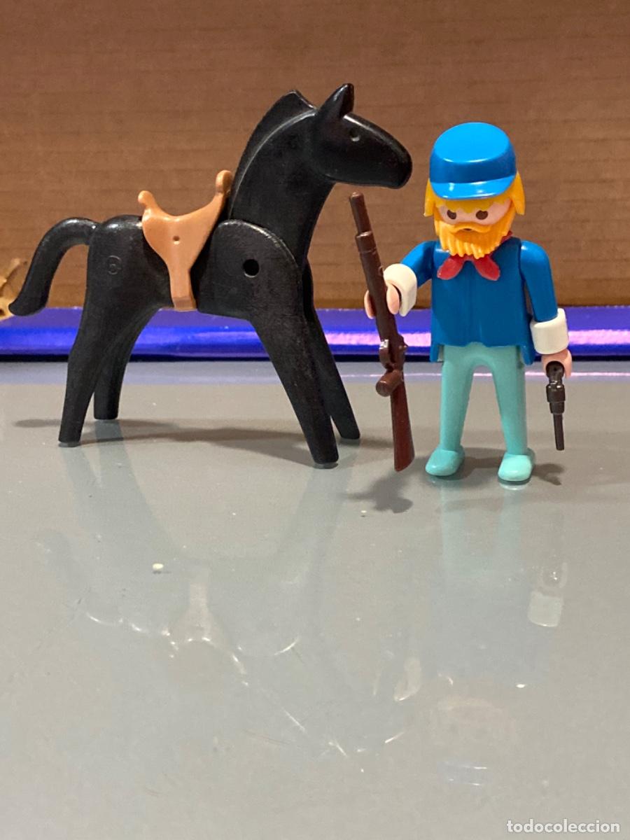 Playmobil: Playmobil Oficial Nordista y caballo