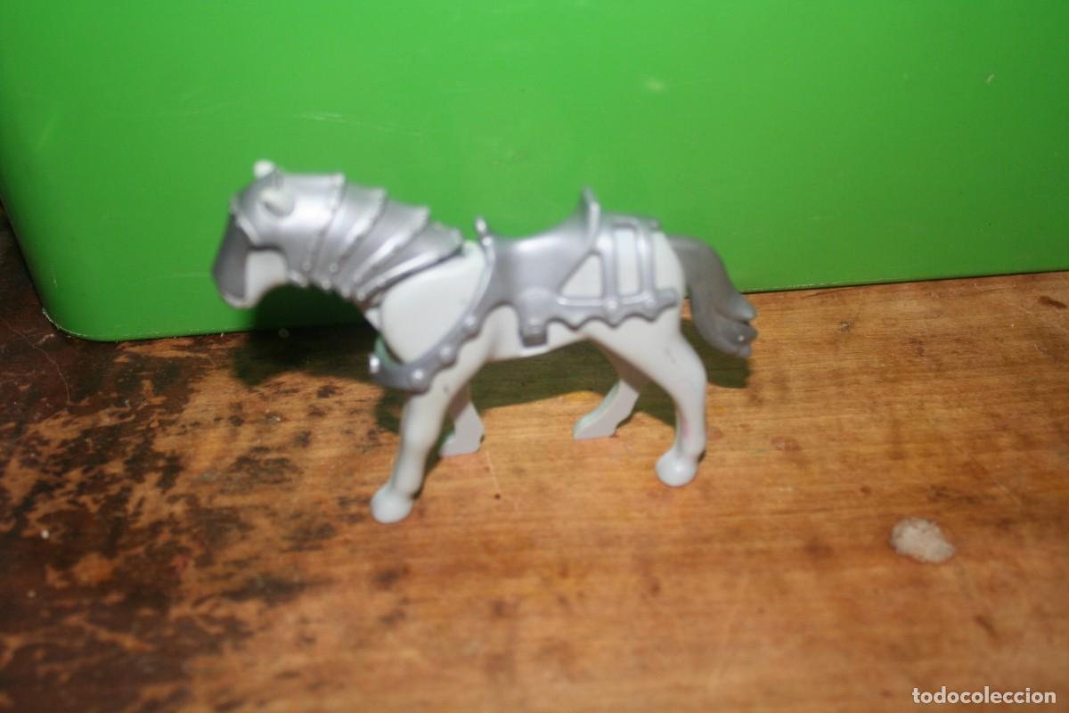Playmobil: MU&Ntilde;ECO CABALLO PLAYMOBIL PEDIDO MINIMO 5E