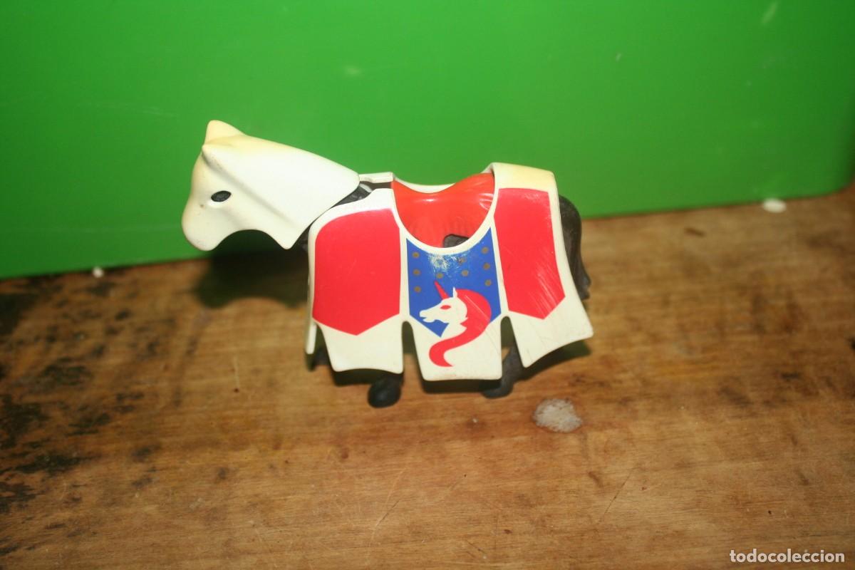 Playmobil: MU&Ntilde;ECO CABALLO PLAYMOBIL PEDIDO MINIMO 5E