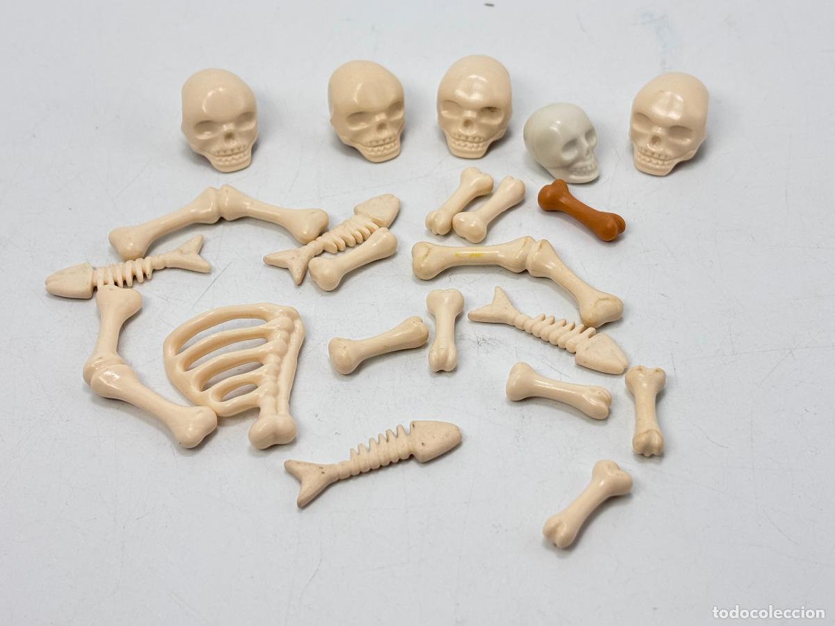 Playmobil: Playmobil lote cr&aacute;neo y huesos