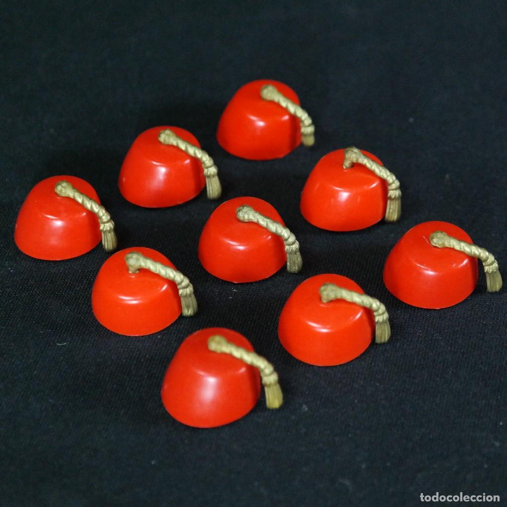 Playmobil: Playmobil 9 gorros fez con borlas doradas ☼