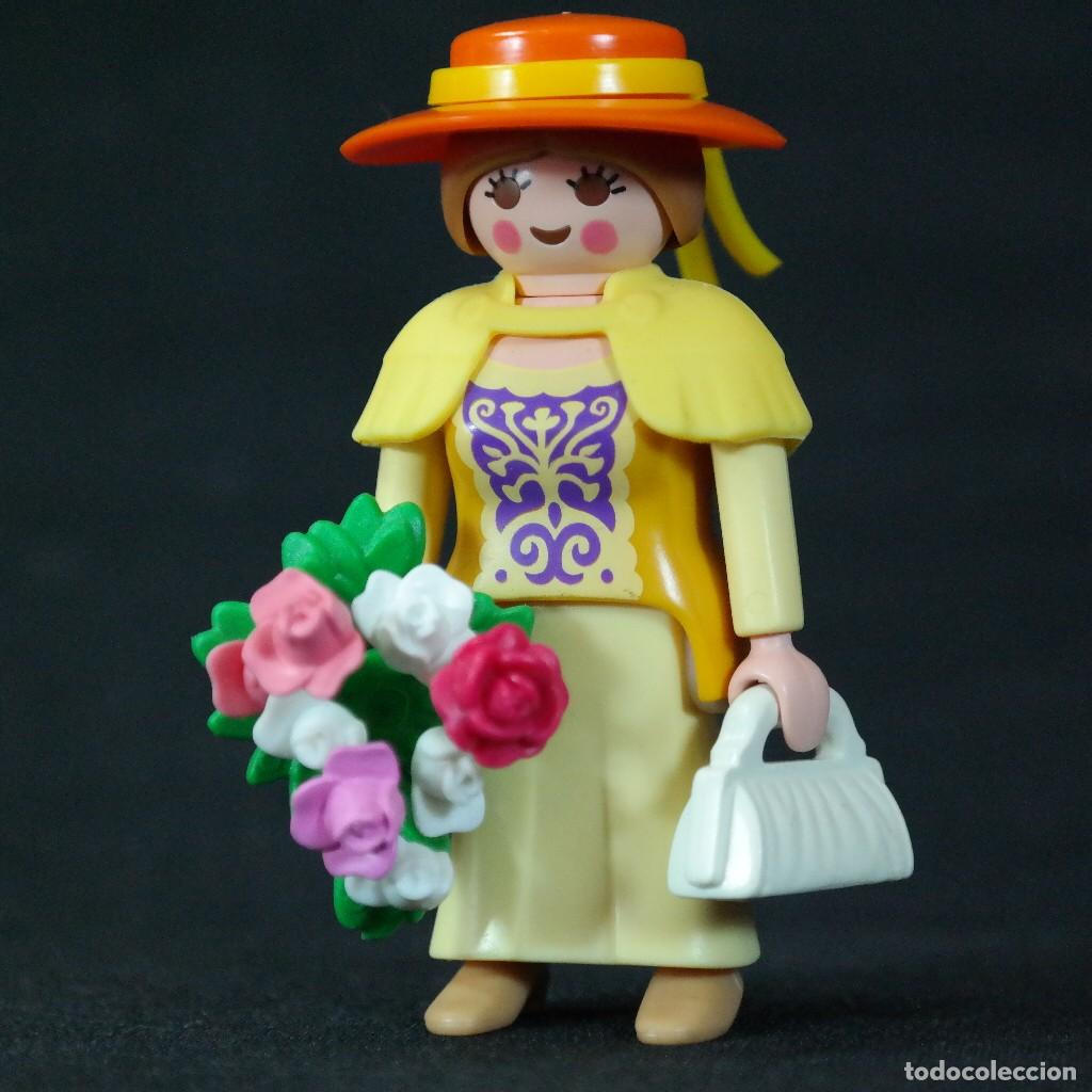 Playmobil: Playmobil dama con tapado y flores ☼