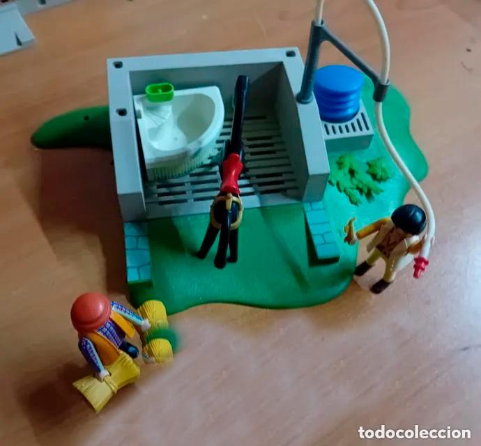 Playmobil: PLAYMOBIL SUELO Y JARD&iacute;N CON FLORES Y ESTRUCTURA DIORAMA LAVADERO CABALLOS - set 4193
