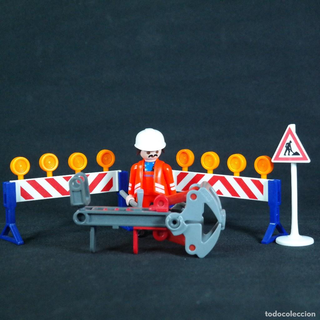 Playmobil: Playmobil trabajador con senales y herramientas ☼